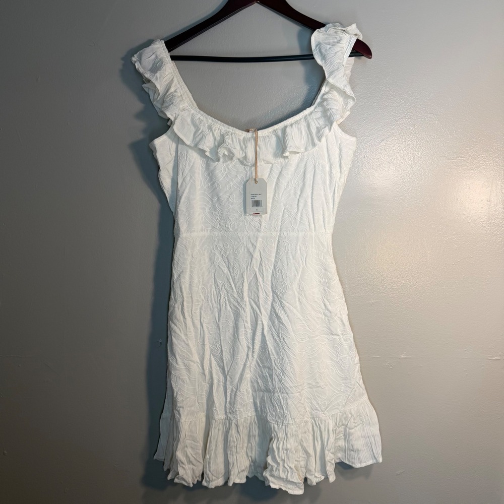 Shyanne White Lace Embroidered Ruffle Mini Dress SWSU20D3-WHT Small NWT